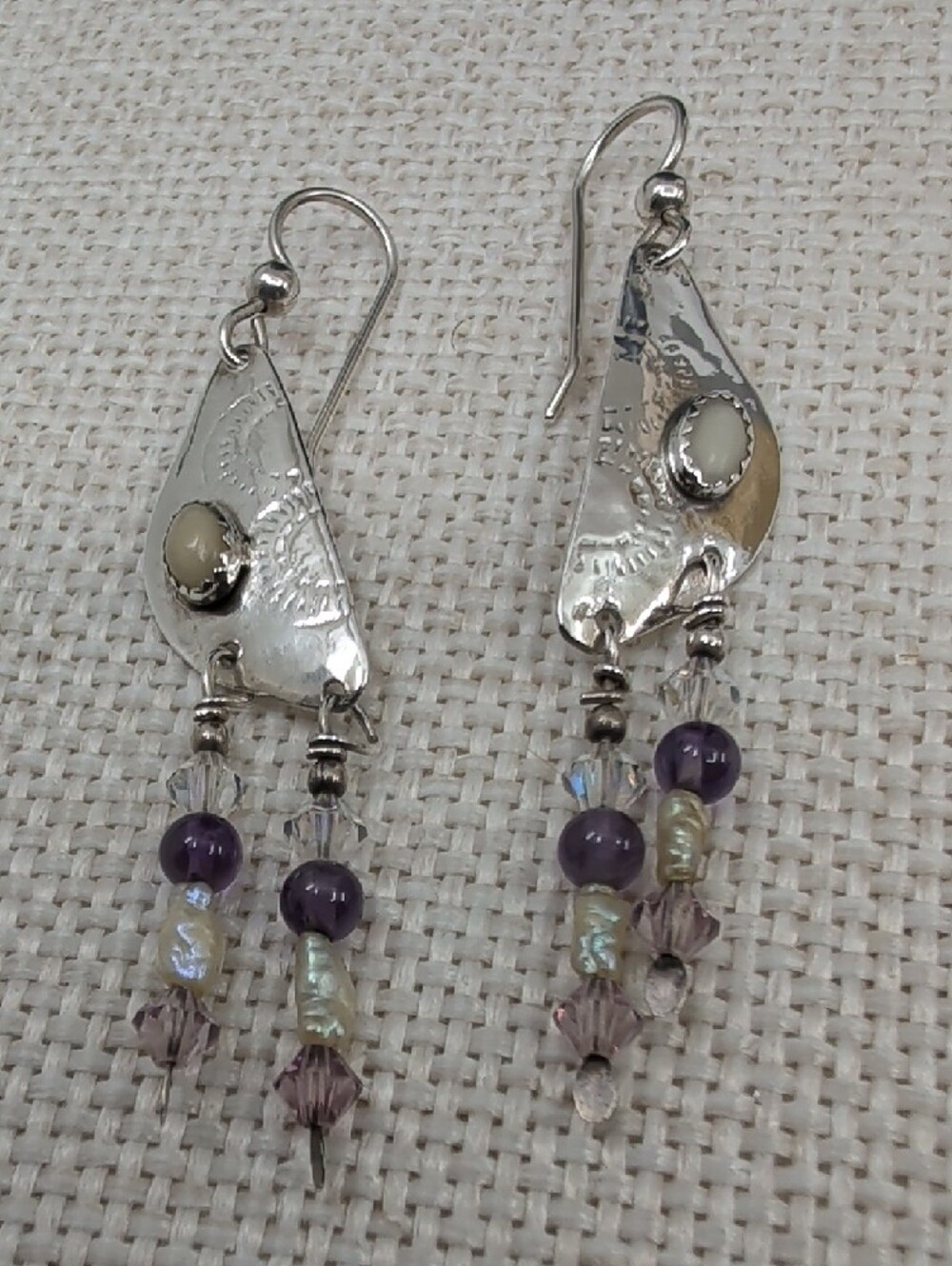 Vintage Hand Hammered Sterling Silver Amethyst Pearl Dangle Earrings - Picture 5 of 17